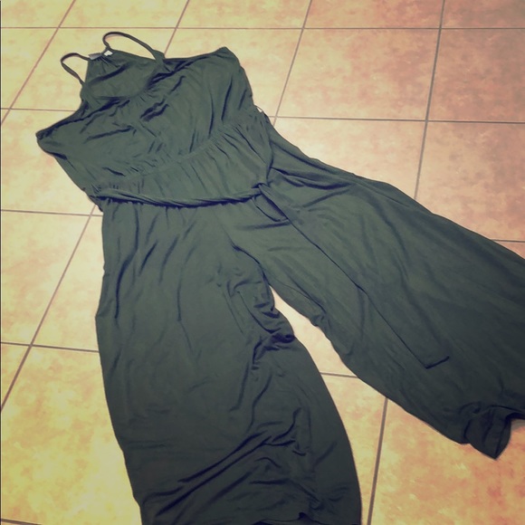 GAP Pants - GAP jumpsuit worn once